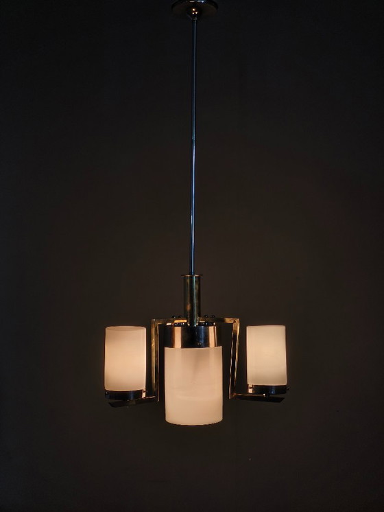 Image 1 of Tschechoslowakischer Art-Deco-Kronleuchter aus Messing und Chrom mit Opalglas, 1930er Jahre