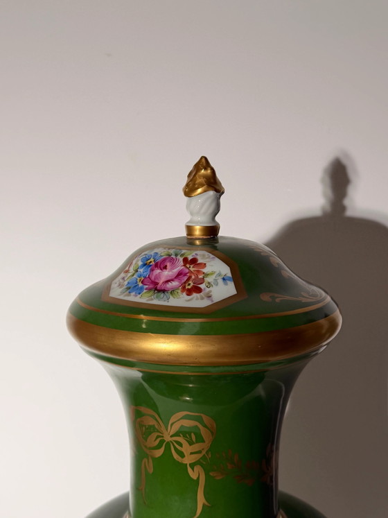 Grand Vase Couvert Porcelaine de Paris (photo 3 of 5)
