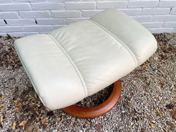 Poggiapiedi antistress Ekornes – Stressless, Poggiapiedi e pouf, Wood (photo 4 of 12)