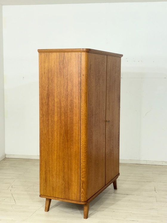 Image 1 of Armadio vintage anni '60 - rovere - armadio per biancheria dal design di metà secolo