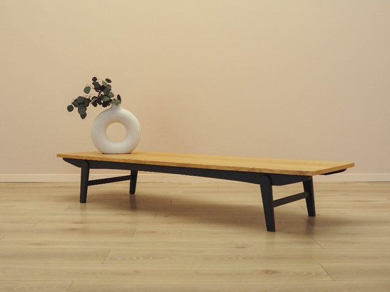 Image 1 of Mobile basso in rovere, design danese, anni '70, prodotto in Danimarca