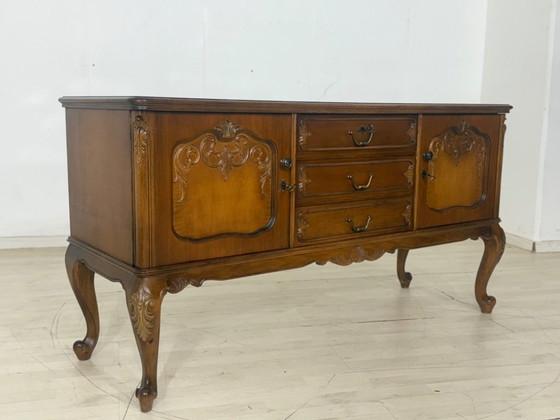 Image 1 of Chippendale Sideboard Commode Buffet Armoire de salon Vintage