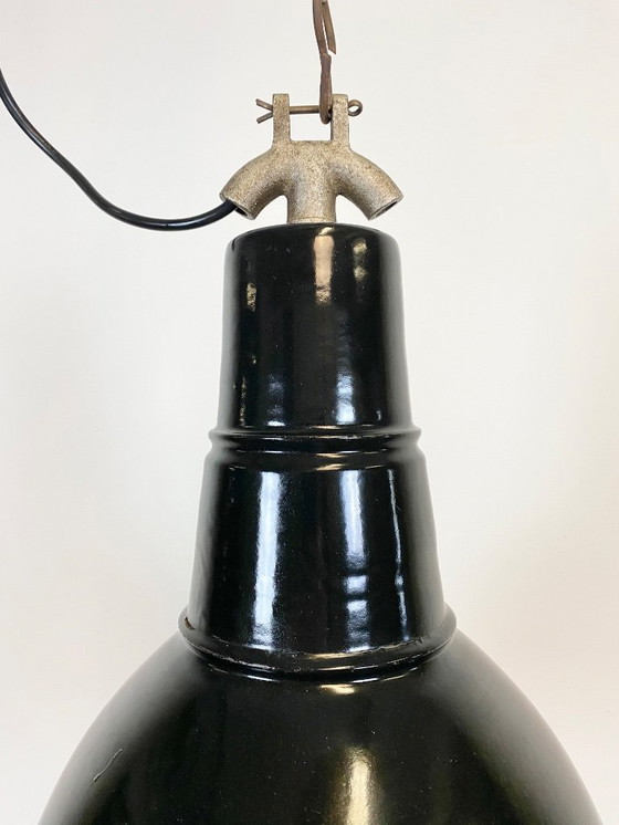 Image 1 of Lampe Bauhaus vintage industrielle en émail noir, années 1930