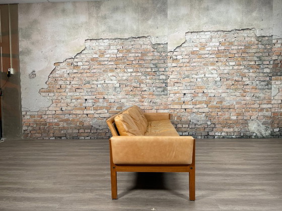 AP Stolen AP62/4 – Cuir marron clair | Hans J. Wegner – Canapés, Leather, Wood (photo 3 of 16)