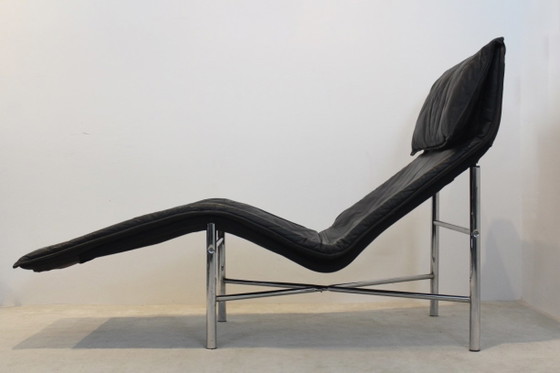 Black Leather ‘Skye’ Chaise Longue by Tord Björklund, Ikea (photo 7 of 11)