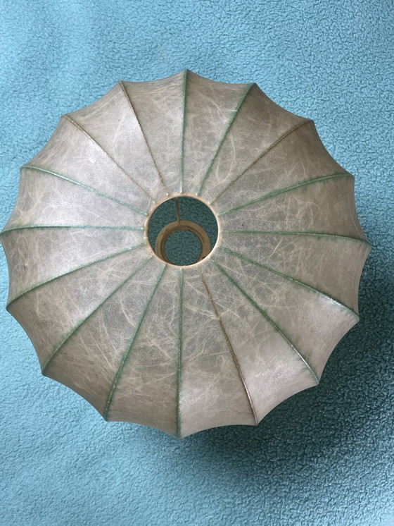 Image 1 of Lampada Cocoon di fabbricazione tedesca della metà del secolo