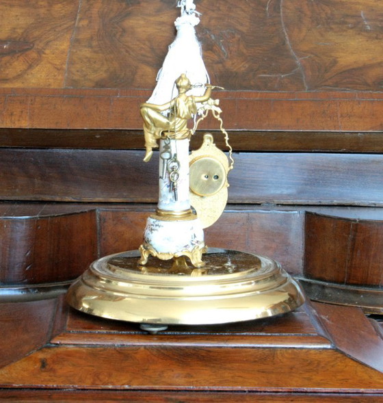 Image 1 of Orologio da tavolo antico del XIX secolo in bronzo dorato e smalto, Austria