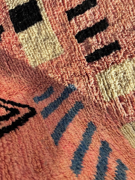 Image 1 of Pink Moroccan Boujad Rug 200x310 cm Wool Carpet – Rug for Modern Interiors