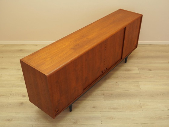 Image 1 of Aparador de teca, diseño danés, década de 1970, fabricado en Dinamarca.