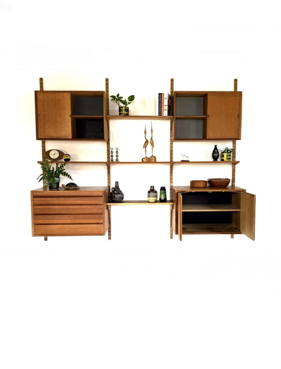 Image 1 of Vintage modular wall system ‘CADO’, Poul Cadovius