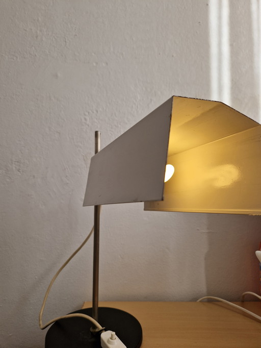 Vintage tafellamp VEB Leuchtenbau minimalistisch design