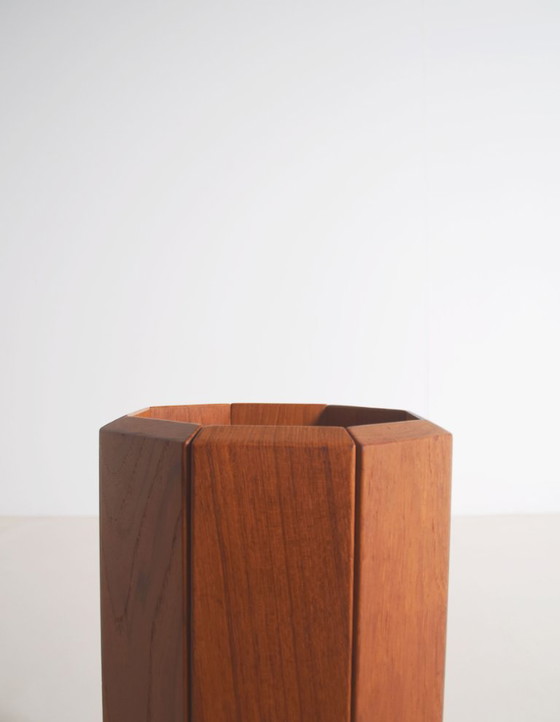Danish Umbrella Stand VM110 by Kai Kristiansen for Vilbjerg Møbelfabrik, 1960s – Vildbjerg Mobelfabrik, Wood (photo 8 of 11)