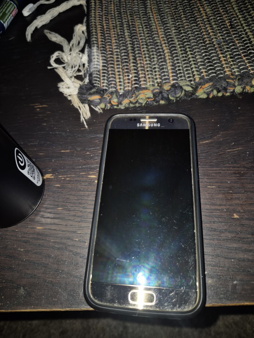 Nokia 2630 Samsung A7 – cadeaus, Metal, Plastic