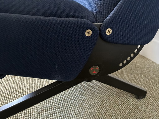 Tecno P40 loungestoel, Osvaldo Borsani.