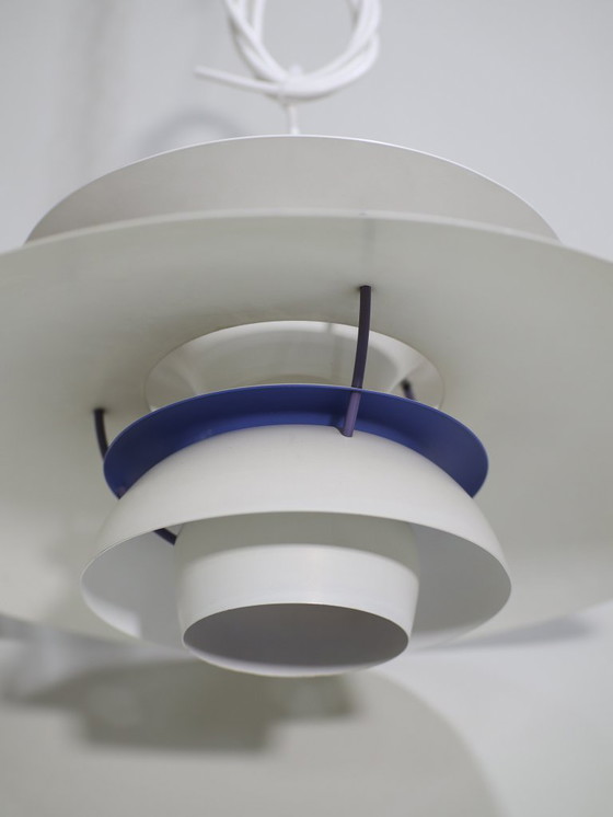 Image 1 of PH5 hanglamp wit Louis Poulsen Poul Henningsen
