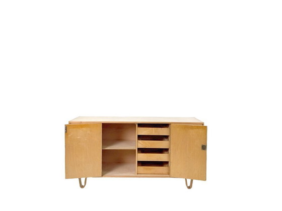 Image 1 of Pastoe DB02 dressoir van Cees Braakman – Berkenserie