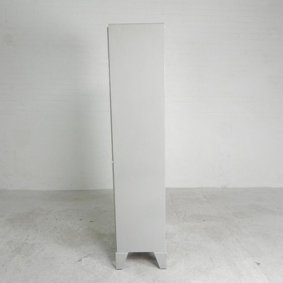 Image 1 of Armadietto medico in acciaio, Oostwoud, anni '60