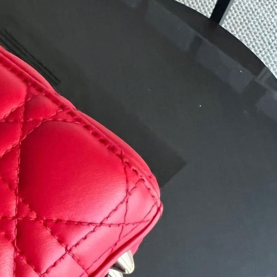 Image 1 of DIOR LADY SMALL FLAP - PELLE DI AGNELLO CANNAGE ROSSO CON DETTAGLI ORO