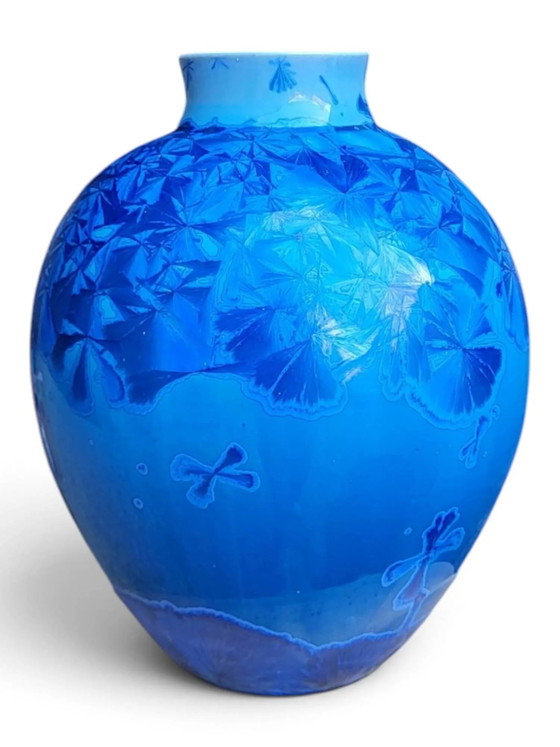 Jarrón de porcelana esmaltada con cristalizaciones azules, Patrice Lusardi – Jarrones, Porcelain (photo 3 of 15)