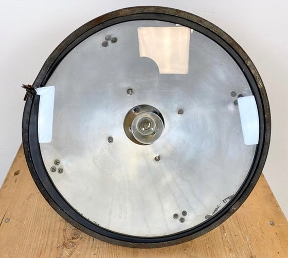 Image 1 of Lampada industriale in alluminio con copertura in vetro, anni '60