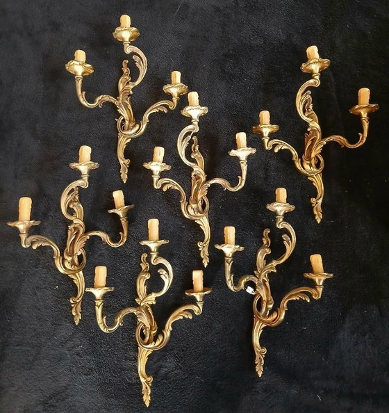 Image 1 of Large set of Louis XV rocaille style bronze wall sconces