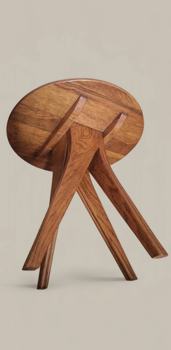 Image 1 of Mesa auxiliar de roble macizo - Diseño escandinavo de los años 50