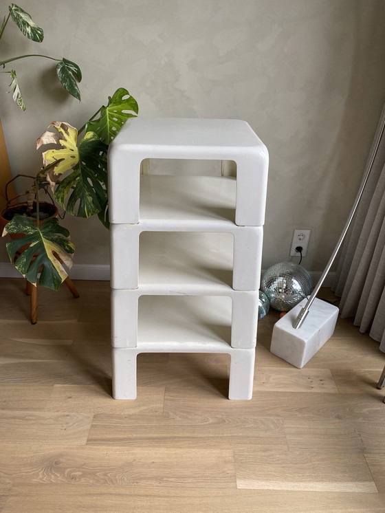 Image 1 of B&B Italia 4 Gatti tables by Mario Bellini