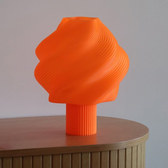Magda Sculptural Lamp | Orange Translucent – Archy, Table lamps (photo 3 of 5)