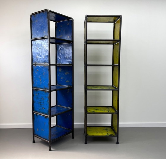 Image 1 of 2 armadietti industriali in metallo unici nel loro genere