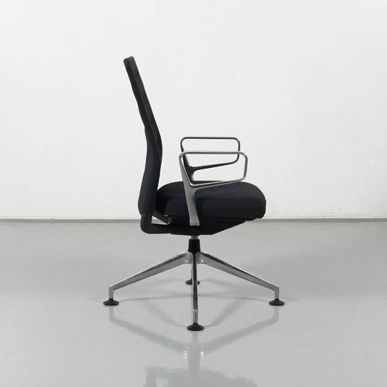 Image 1 of 4x Vitra ID Trim conference chair, black
