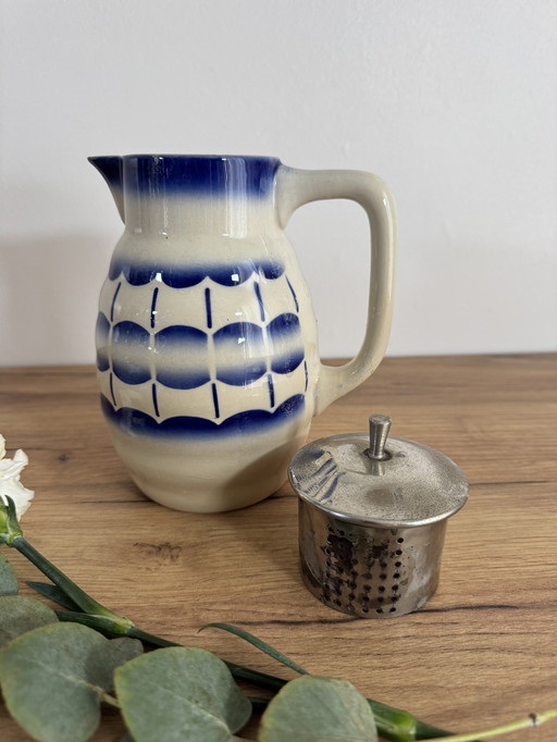 Vintage Sarreguemines theepot