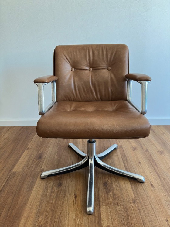Image 1 of 4er-Set Osvaldo Borsani P126 Stühle – Original Cognac Leder – Tecno