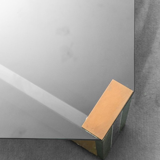 Image 1 of TAVOLO DA CAFFÈ VINTAGE IN VETRO FUMÉ E OTTONE MODERNARIATO ANNI ’70