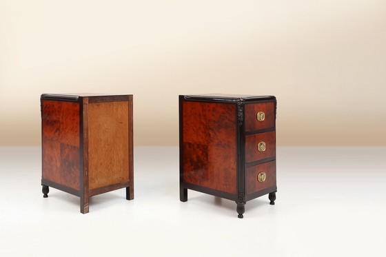 Image 1 of Paar Art Deco Nachtkastjes in Burl fineer, Eiken en Koper, Frankrijk ca. 1910