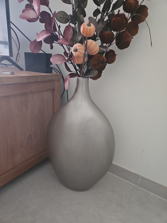 Image 1 of Lifestyle vase