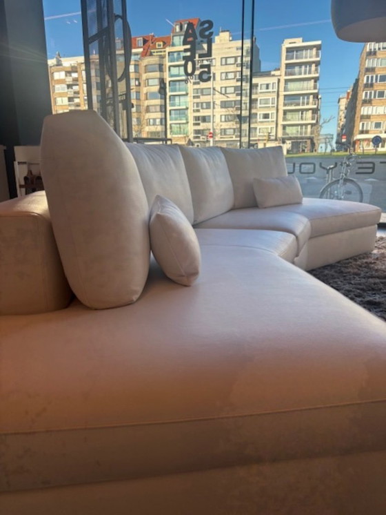 Image 1 of Sofa aus weißem Leder