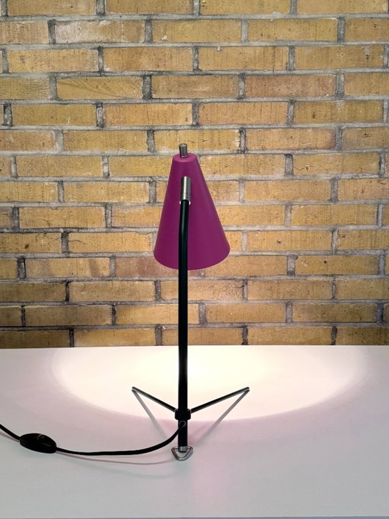ANVIA 1801 Die kleine Marionette – Niederländische Designwoche 2023 – 1 von 1 – Tischlampen, Metal (photo 10 of 12)