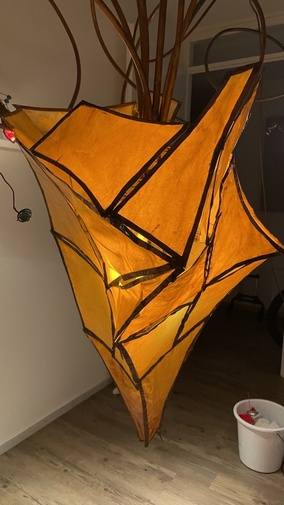 Grande lampada a sospensione scultorea d'arte da ritirare – Lampade a sospensione, Rame, Plastica (photo 5 of 10)