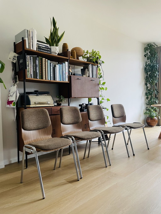 Set van 4 Vintage Mid-Century Moderne Stapelstoelen – Jaren '70 – Multiplex & Chroom
