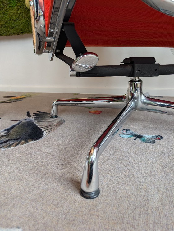Vitra EA 124 + EA 125 Lounge | Charles & Ray Eames – Verstellbarer relaxsessel, Aluminium (photo 11 of 14)