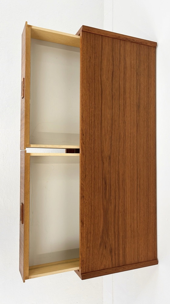 Credenza vintage svedese in impiallacciatura di teak – Credenze, Mid Century Modern (photo 7 of 9)