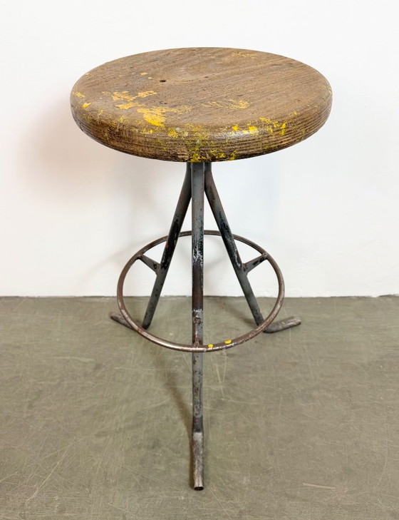 Image 1 of Grauer Werkstatthocker im Industriestil, 1960er Jahre
