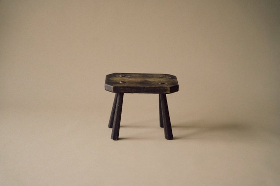Image 1 of Vierpotige houten kruk