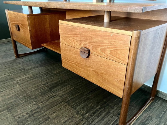 Image 1 of 🇩🇰 Vintage 🇫🇮 Scandinavische toilettafel met verstelbare spiegels  