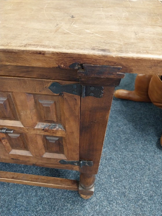 Image 1 of 1 x Cabinet brutalista spagnolo/catalano.  1970's