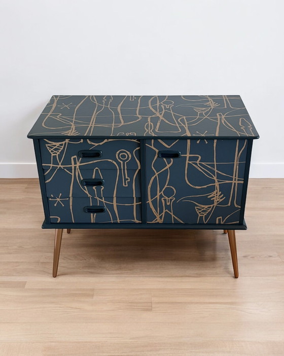 Vintage Sideboard in Blue and Copper – Wood (photo 5 of 9)