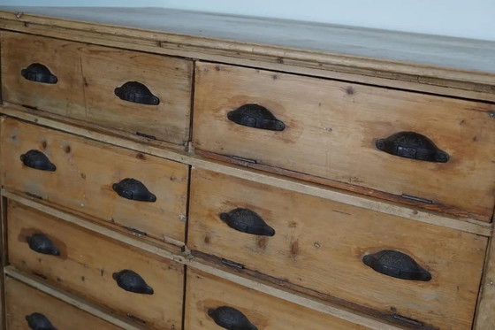 Image 1 of Antieke Duitse grenen winkelkast, begin 20e eeuw