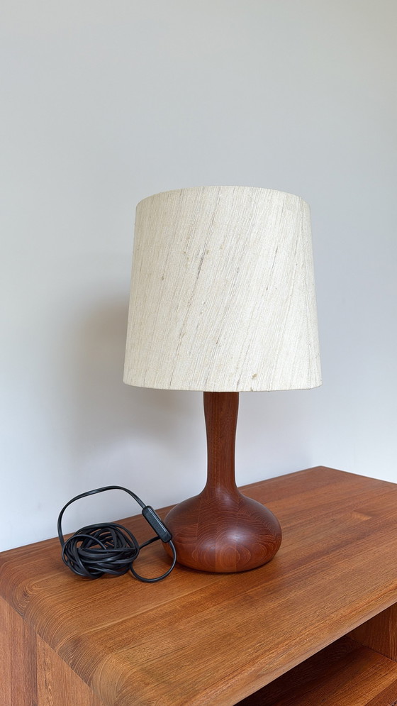 Image 1 of Lampada da tavolo vintage Domus in legno di teak