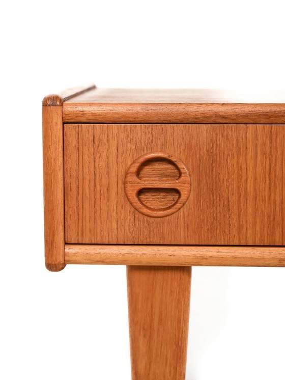 Image 1 of Scandinavisch nachtkastje, jaren 1950
