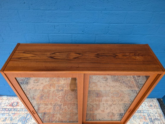 Image 1 of Vetrina vintage, design danese di Hundevad, anni '60